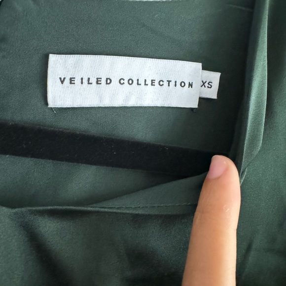 Veiled Collection Selena Rouched Dress - Picture 11 of 11